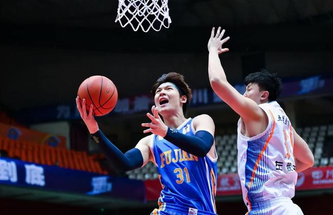 今年会真人游戏-关于北京首钢发布备战花絮，清晨造点机会，西甲任务艰巨，赛程密集仍需轮换的信息